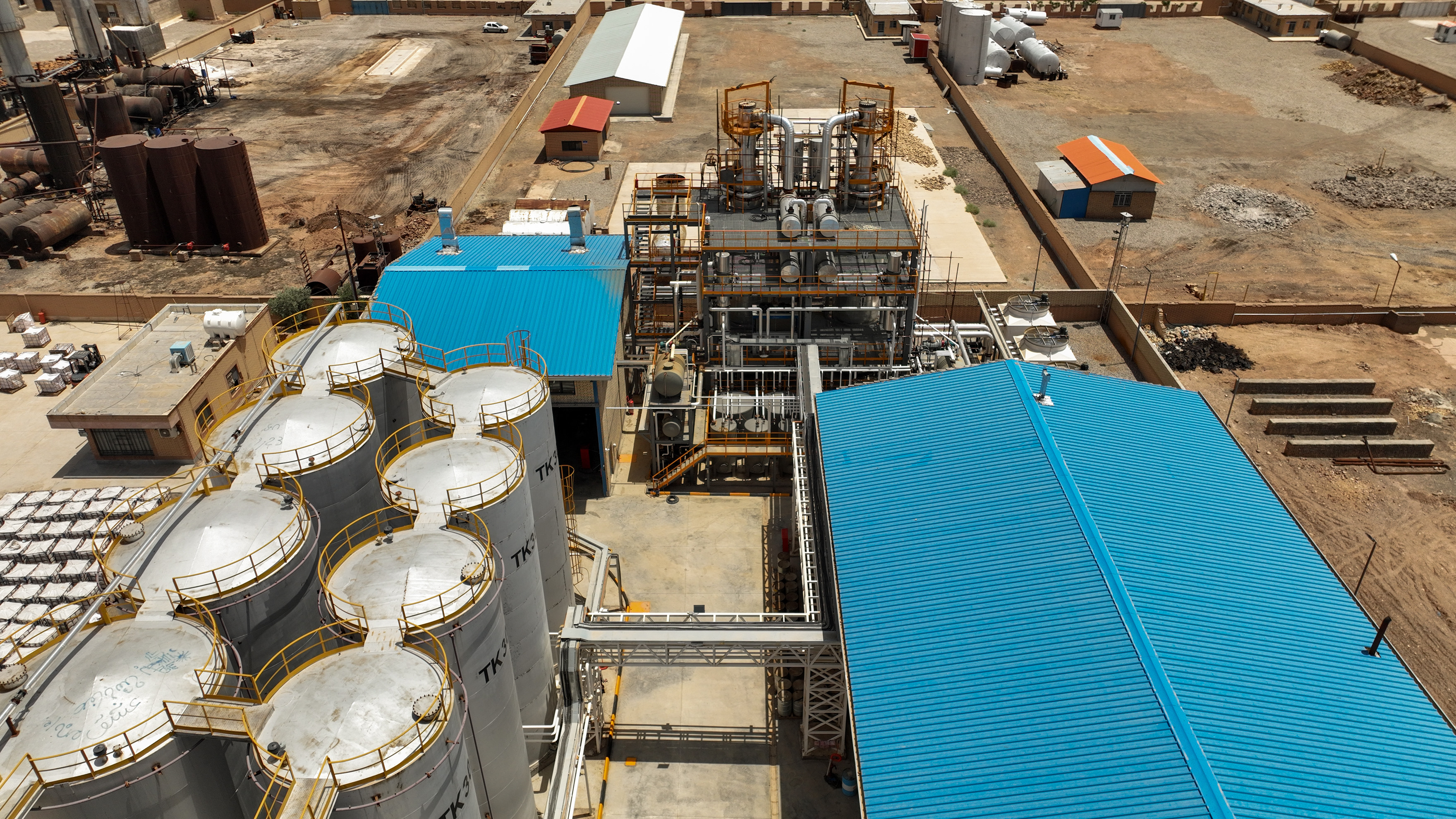 Aradan refinery aerial view